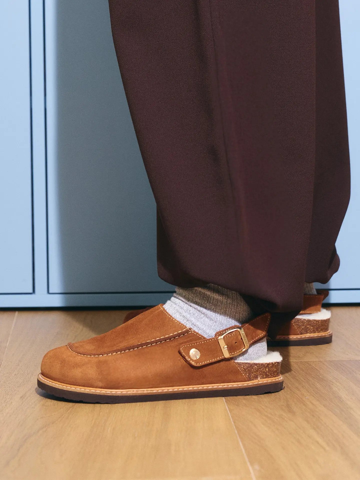 Leder-Clog Galbano“ Veloursleder Mandel