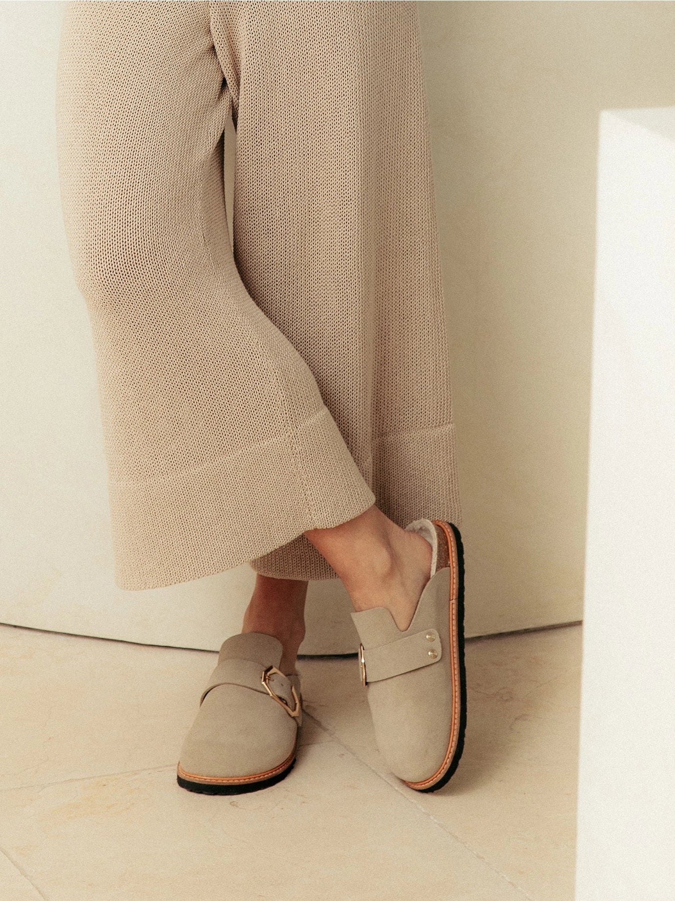 Leder-Clog Grisel mit Schafwollfutter Velour Taupe