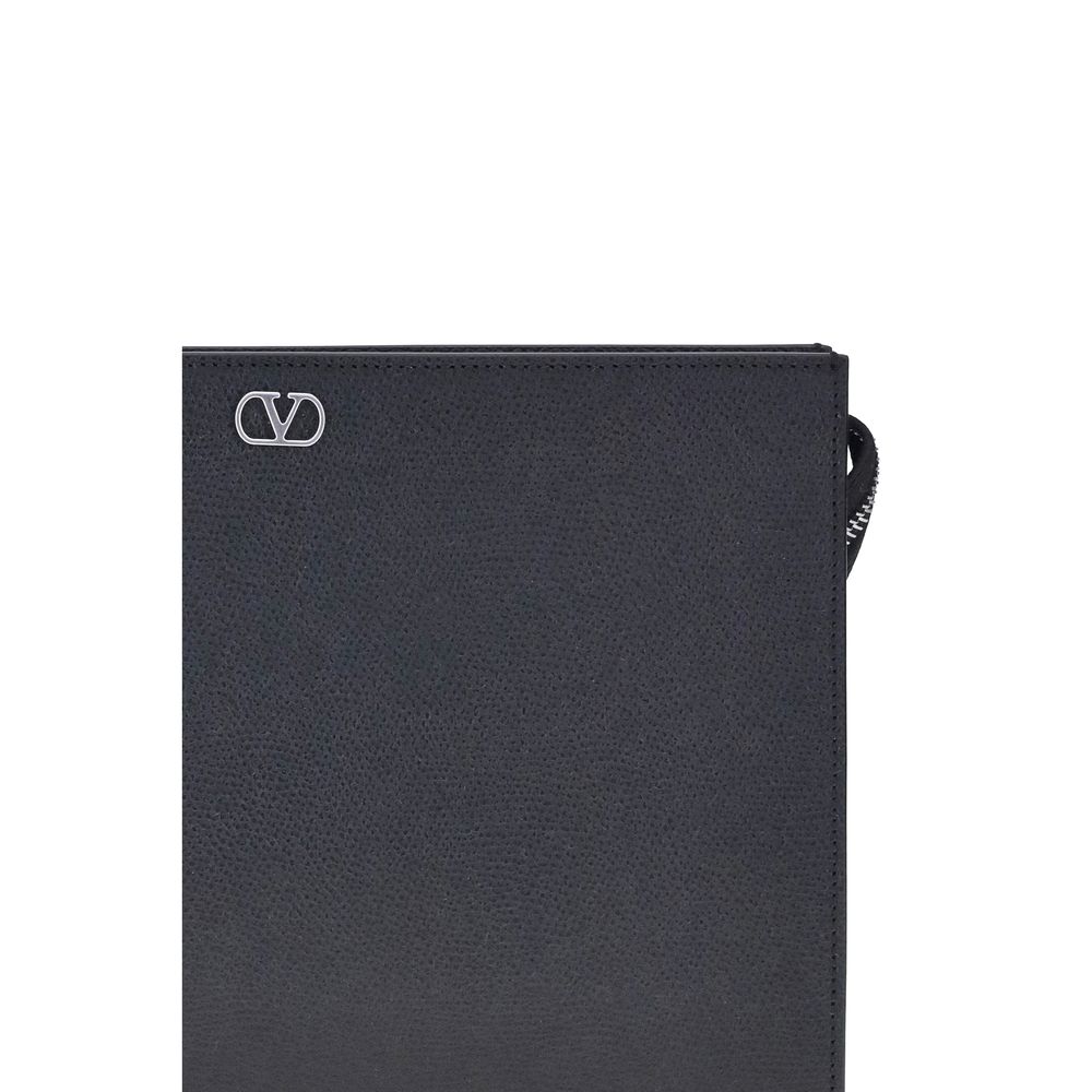 Grained leather Pouch