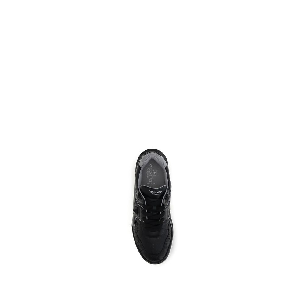 One Stud Low-Top Sneakers