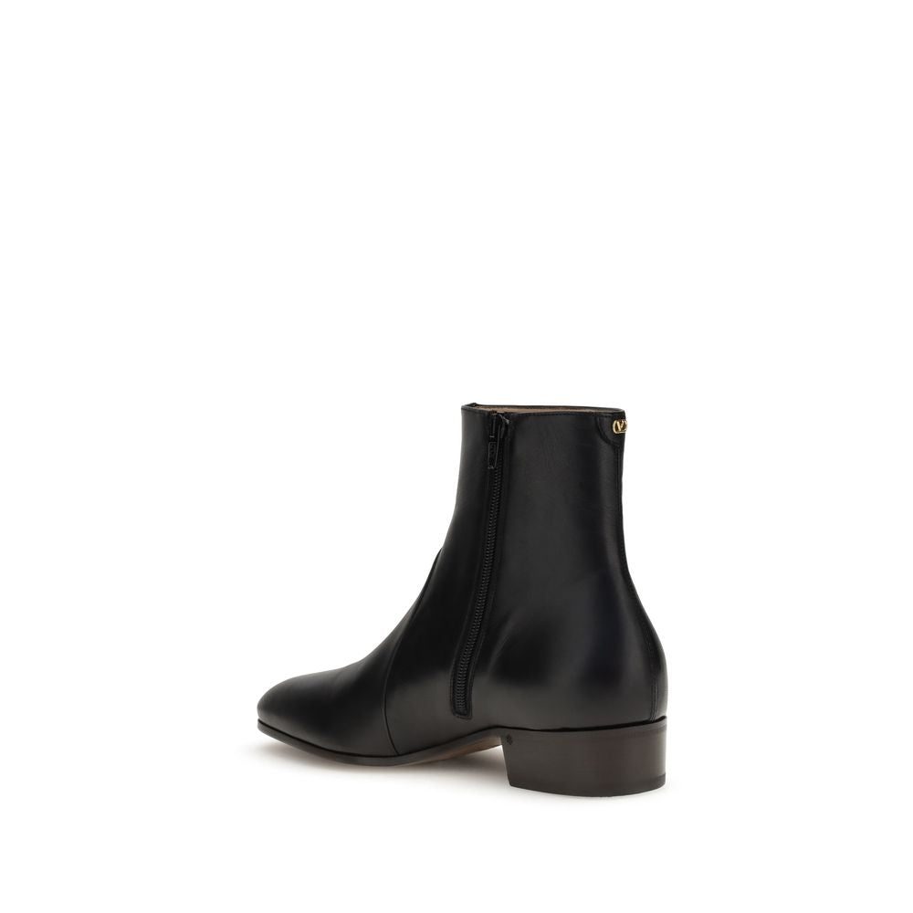 Pat Ankle Boots