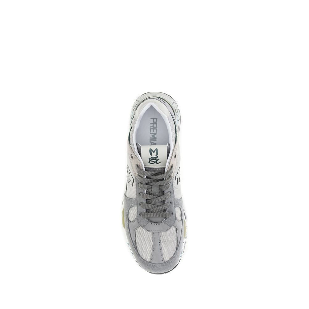 Mase Sneakers
