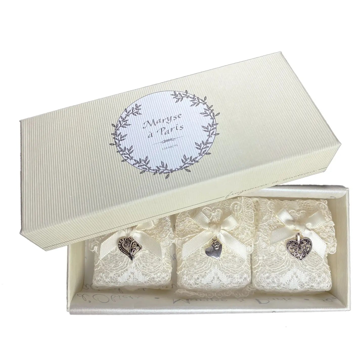 Duftsäckchen „Fleurs Blanches“ 3er-Set mit Calais-Spitze