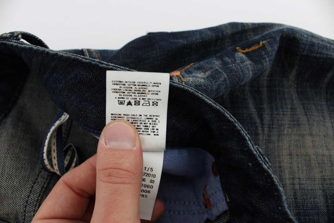 Acht Blaue Waschung Straight Fit Jeans mit niedriger Taille