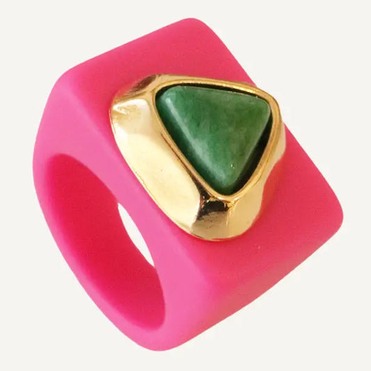 Fuchsiafarbener Ring mit natürlichem grünem Amazonitstein