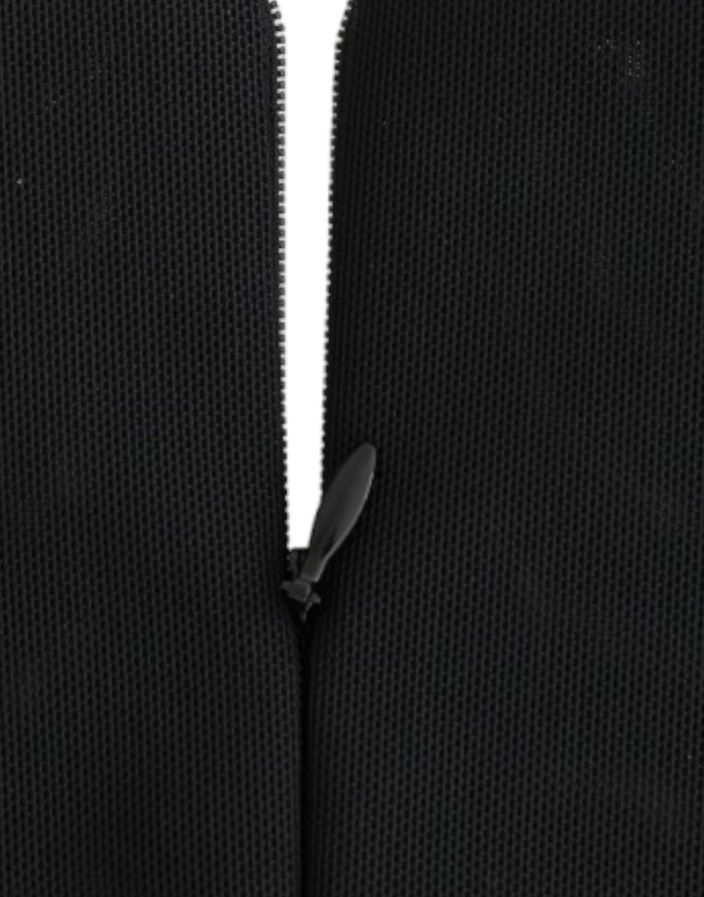 CO|TE Schwarzes kurzärmeliges Venuskleid