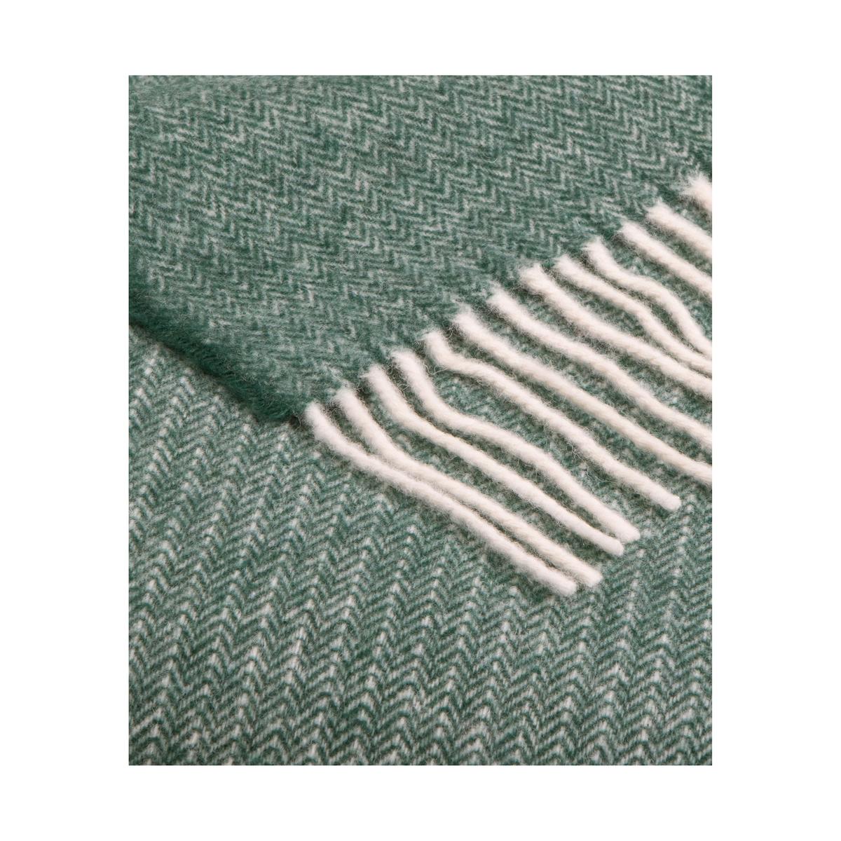 Nitra 100 Throw - Plaid aus recycelter Wolle und Kaschmir grün