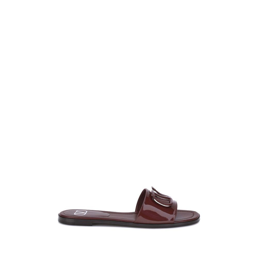 Patent leathe VLogo slide Sandals