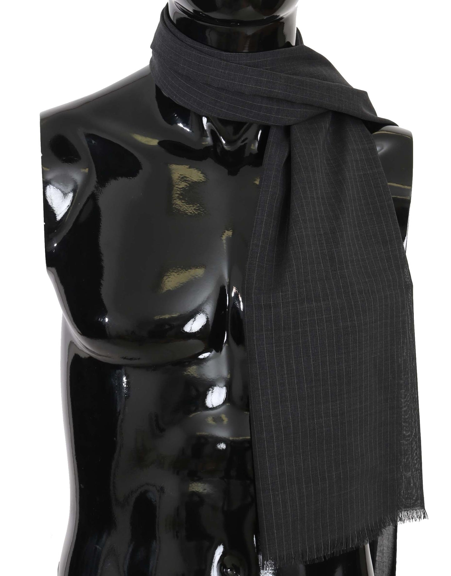 Dolce & Gabbana Grauer Wickelschal aus 100% Wolle mit Streifenmuster