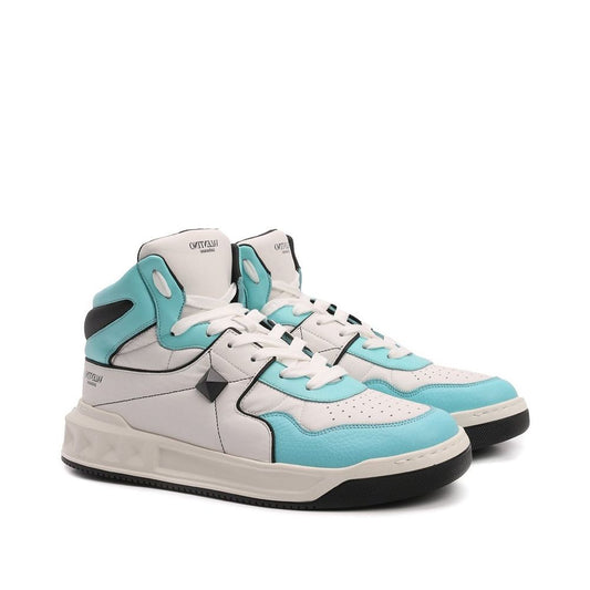 One-Stud Sneakers