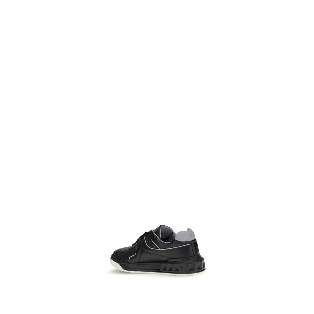 One Stud Low-Top Sneakers
