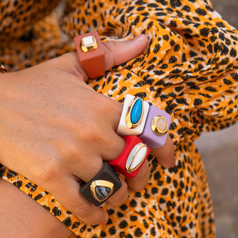 Mauve Ring mit Erdbeer-Achat mit Maserung
