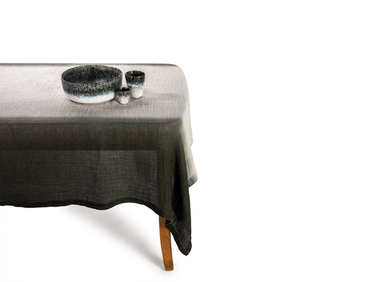 soñho Transiçao Tischdecke 160 x 320 Tie Dye grünschwarz